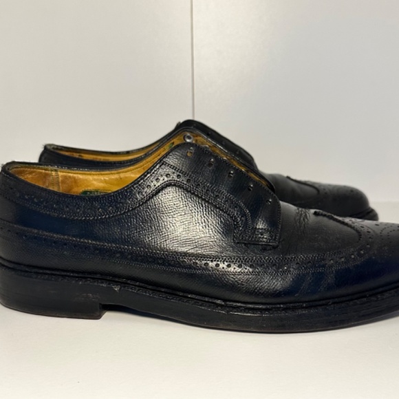 Florsheim Imperial Kenmoor - Black Wingtip Brogues - LWB - size 9.5 D - vintage main image 5